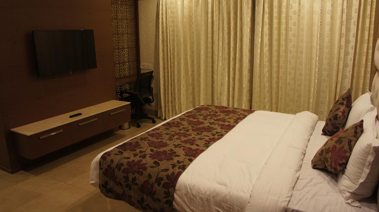 Hotel Ashish International Bhilai Zimmer foto